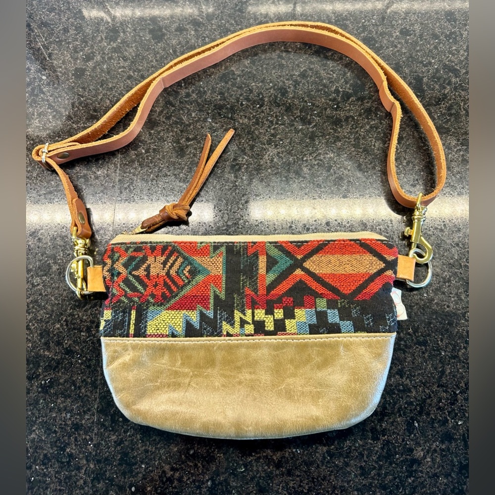 Vintage Southwest crossbody bag.